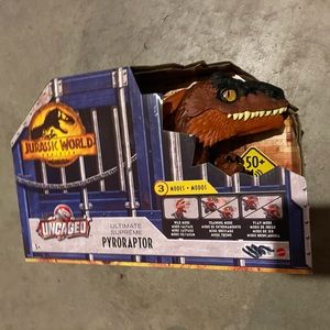 Jurassic a world Pyroraptor toy